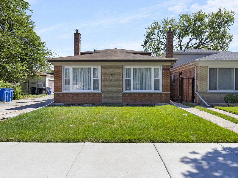 10013 S Merrill Avenue Chicago IL 60617