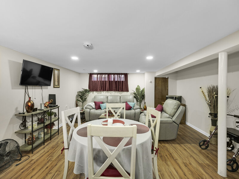 10013 S Merrill Avenue Chicago IL 60617