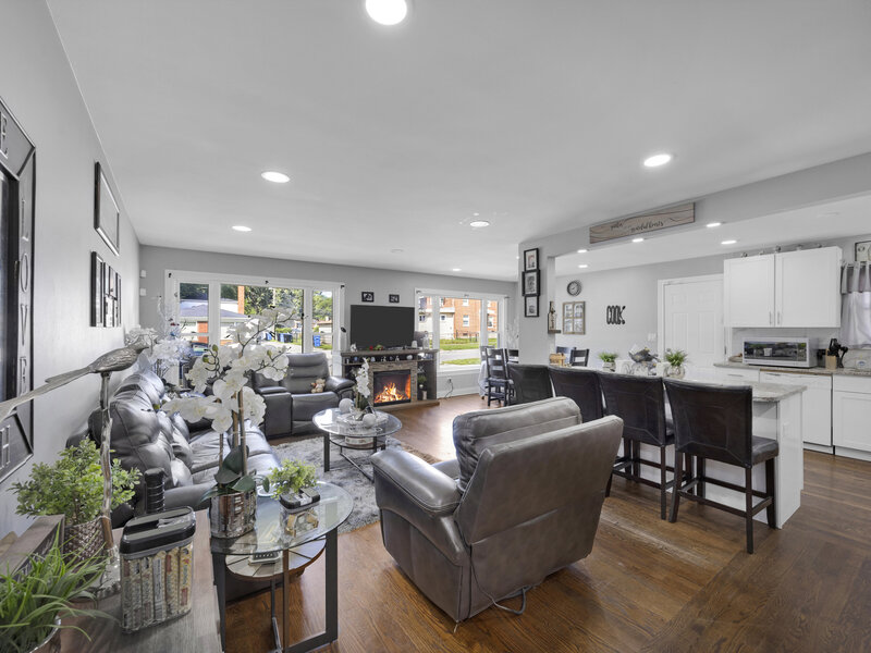 10013 S Merrill Avenue Chicago IL 60617