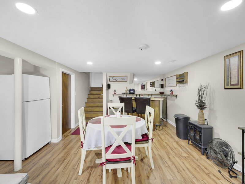 10013 S Merrill Avenue Chicago IL 60617