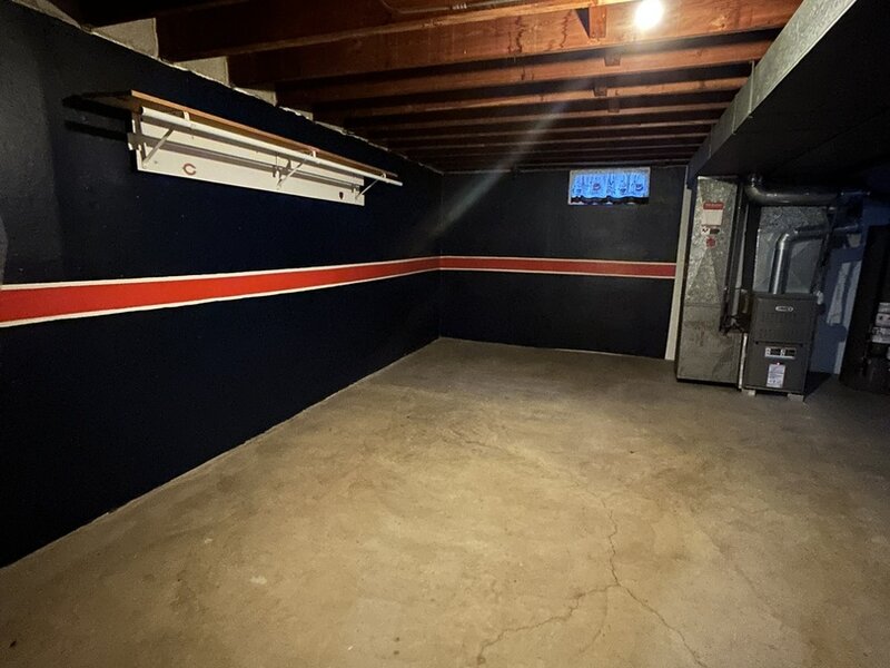 16639 Dobson Avenue South Holland IL 60473