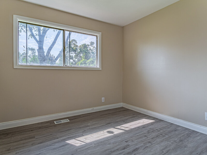 120 Grow Lane Streamwood IL 60107