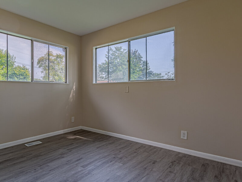 120 Grow Lane Streamwood IL 60107