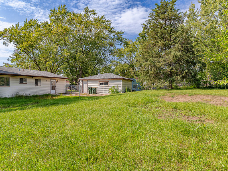 120 Grow Lane Streamwood IL 60107