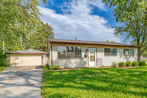 Photo of 120 Grow Lane Streamwood IL 60107