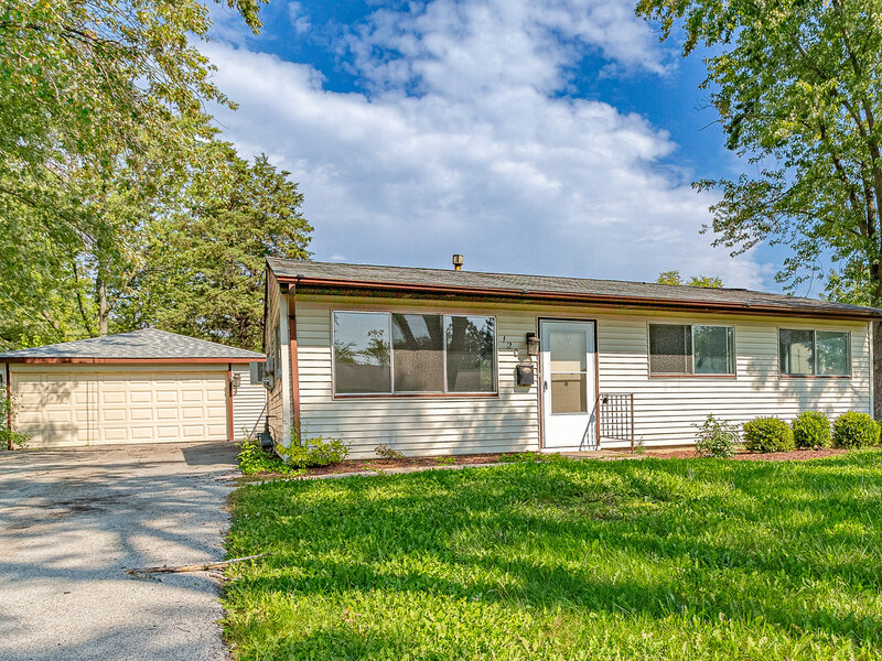 120 Grow Lane Streamwood IL 60107