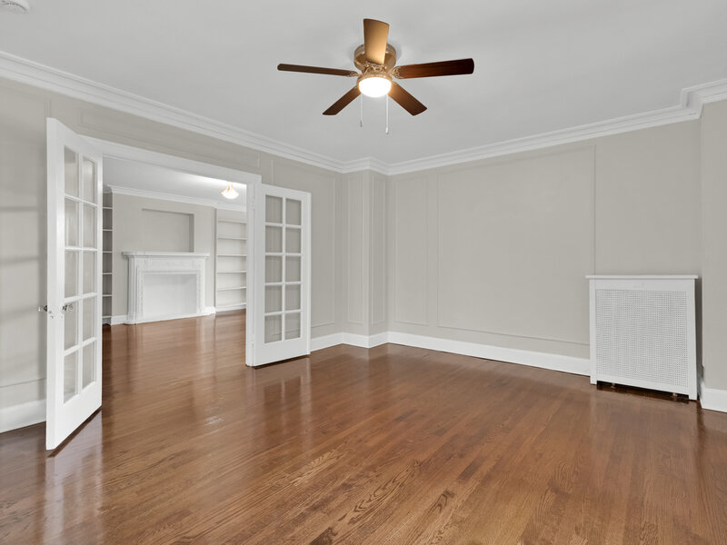 1755 E 55th Street Chicago IL 60615