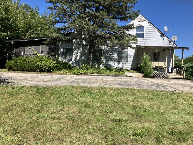 24 Lawrence Avenue Roselle IL 60172