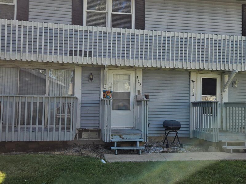 228 Elkhorn Court Bolingbrook IL 60440