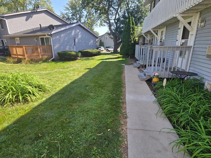 228 Elkhorn Court Bolingbrook IL 60440