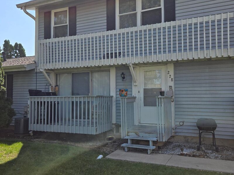 228 Elkhorn Court Bolingbrook IL 60440