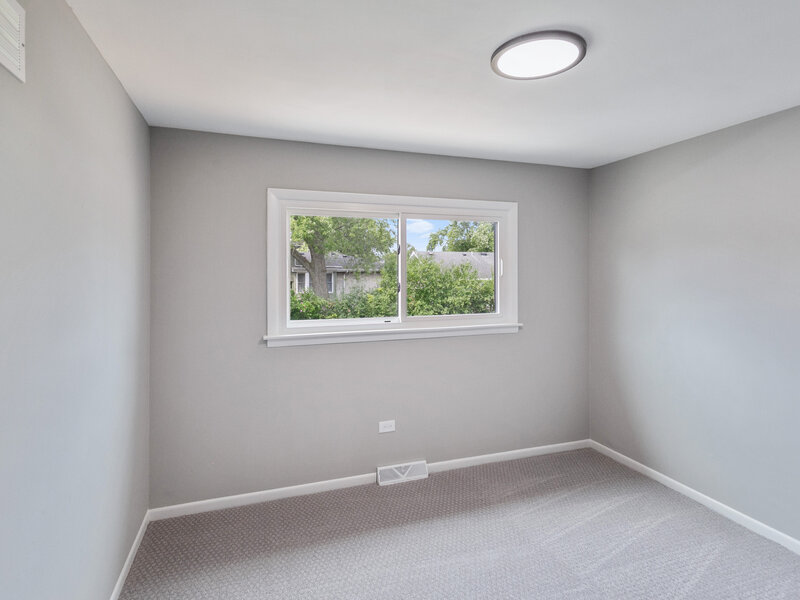 242 S Harper Avenue Glenwood IL 60425