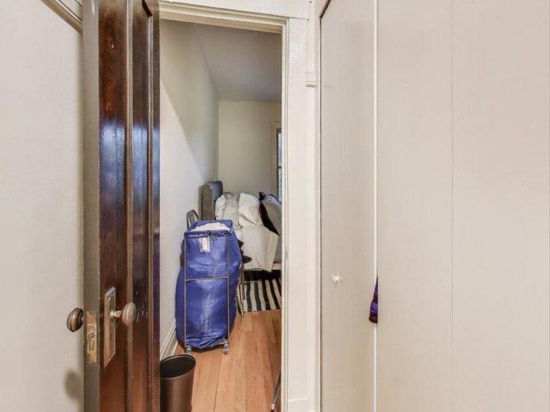 1308 E 56th Street Chicago IL 60637