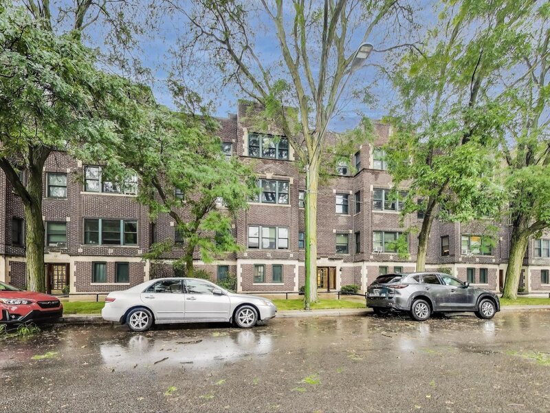 1308 E 56th Street Chicago IL 60637