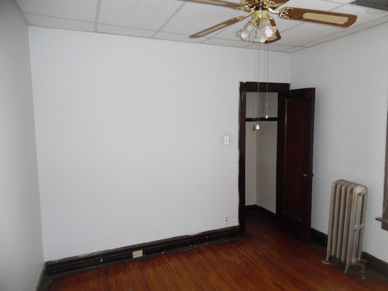 8211 S Morgan Street Chicago IL 60620