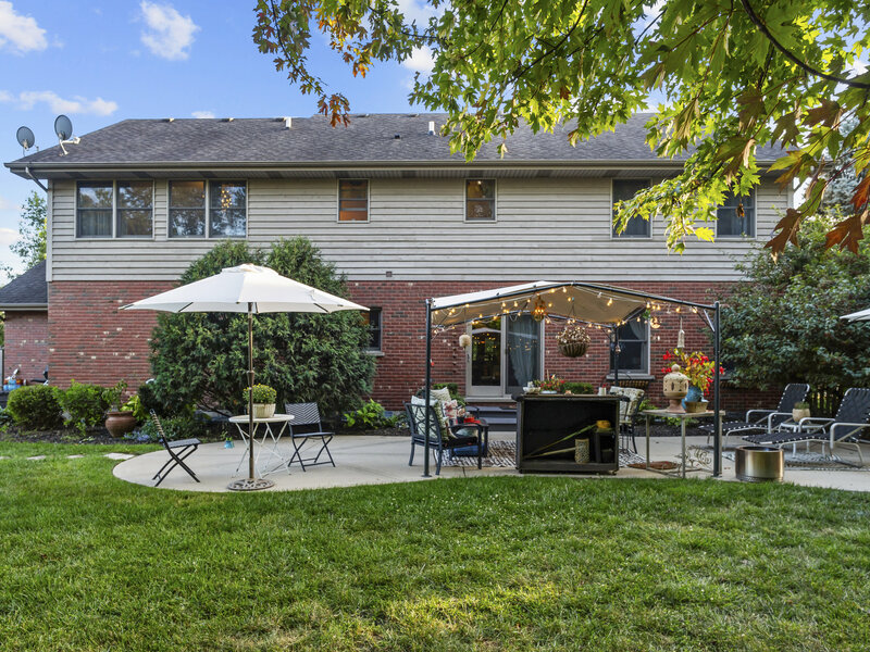 8304 Queen Victoria Lane Tinley Park IL 60477