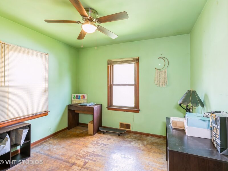 5028 156th Street Oak Forest IL 60452