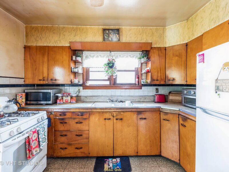 5028 156th Street Oak Forest IL 60452