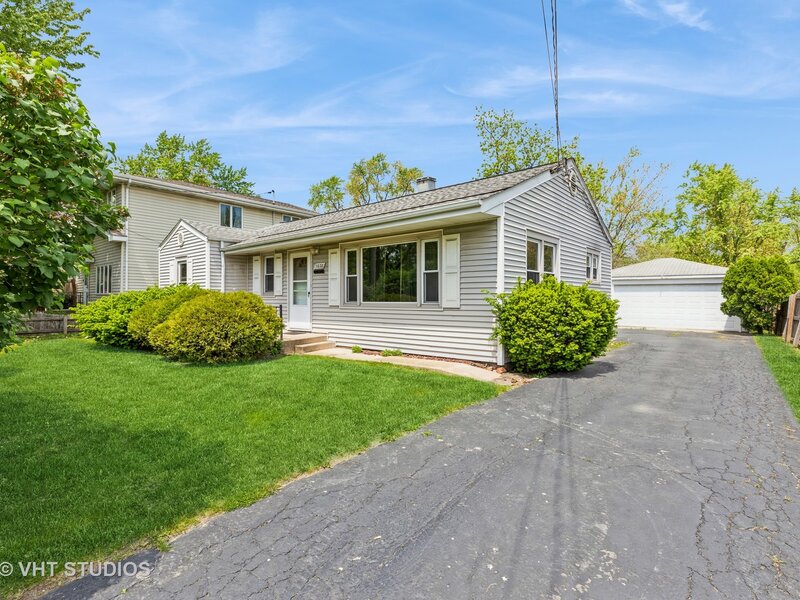 5028 156th Street Oak Forest IL 60452