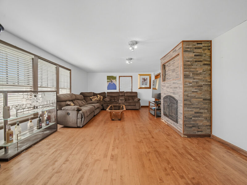 2616 Ridge Road Lansing IL 60438