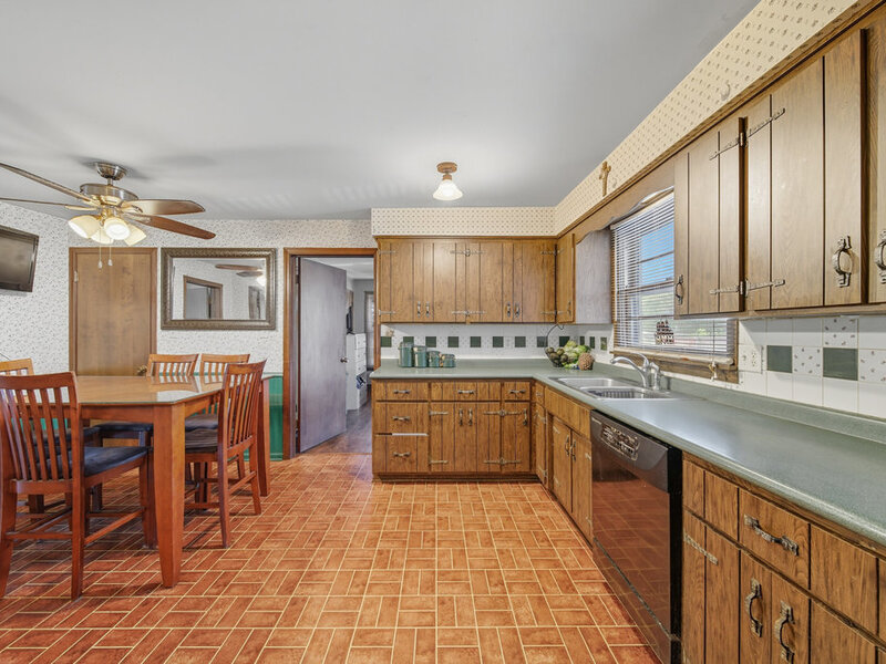 2616 Ridge Road Lansing IL 60438