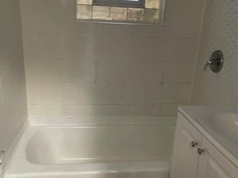 8112 S Escanaba Avenue Chicago IL 60617