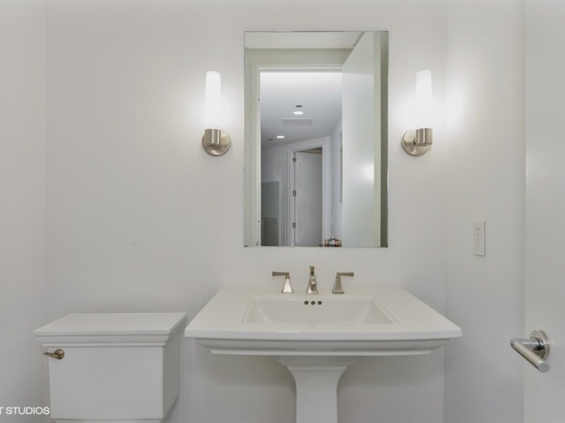 401 N Wabash Avenue Chicago IL 60611