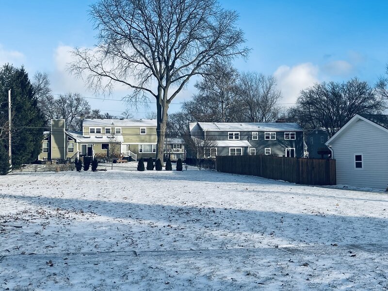 1021 Greenwood Drive Wheaton IL 60189
