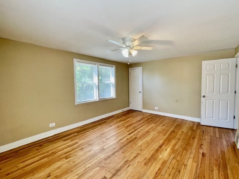 9247 S Sangamon Street Chicago IL 60620