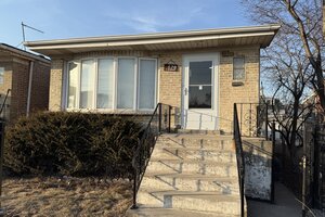 Photo of 2620 W 36th Place Chicago IL 60632