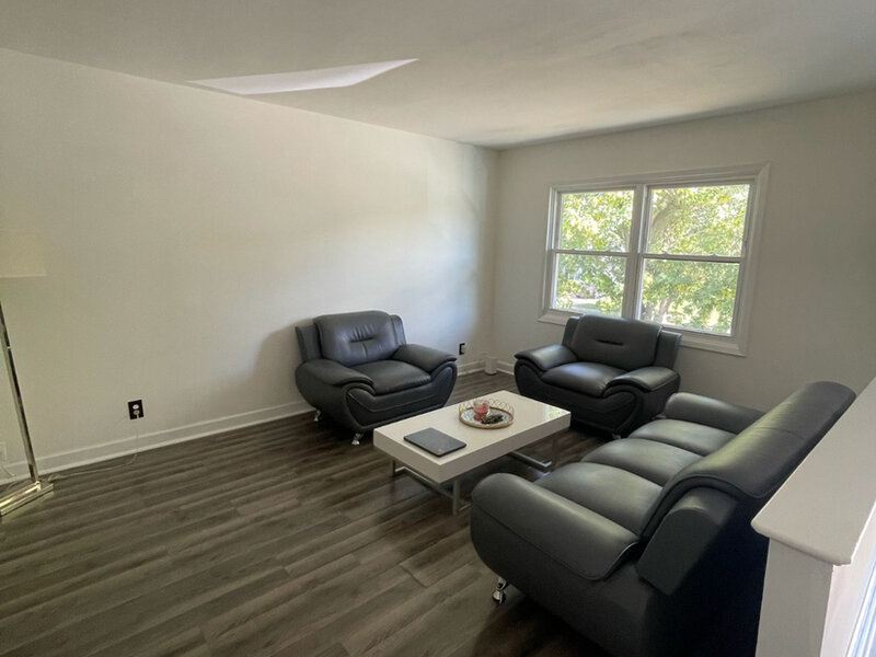 108 Villa Road Streamwood IL 60107