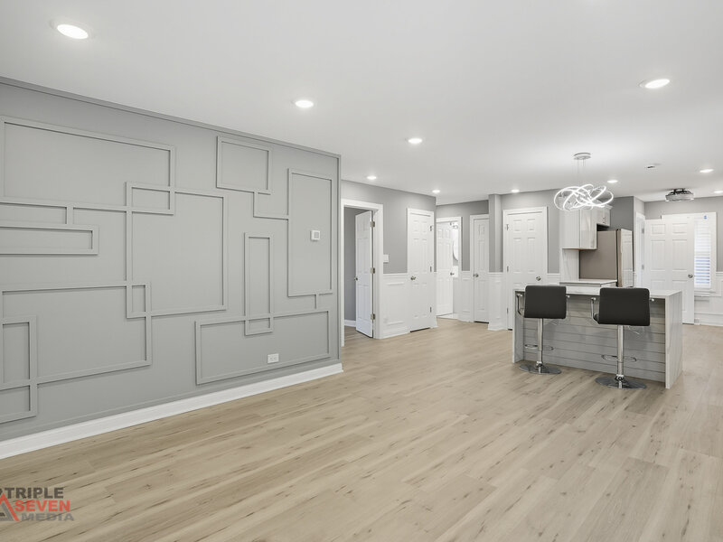320 E 169th Place South Holland IL 60473