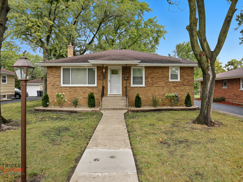320 E 169th Place South Holland IL 60473