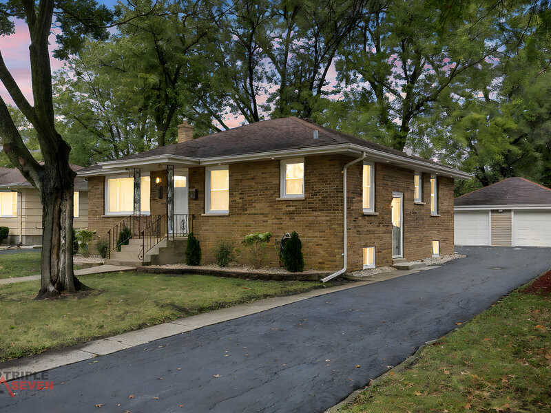 320 E 169th Place South Holland IL 60473