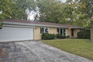 Photo of 16945 School Street South Holland IL 60473