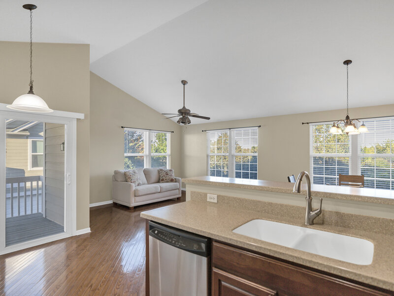 1043 Crane Pointe Road Elgin IL 60124