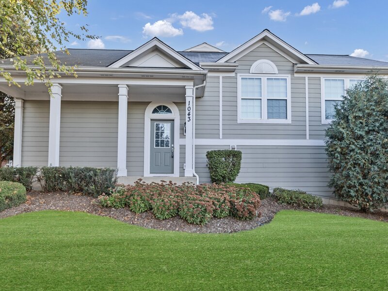 1043 Crane Pointe Road Elgin IL 60124