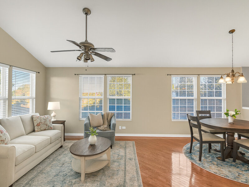 1043 Crane Pointe Road Elgin IL 60124