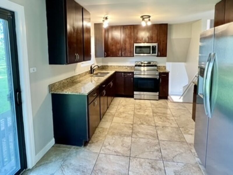 17007 Elm Drive Hazel Crest IL 60429