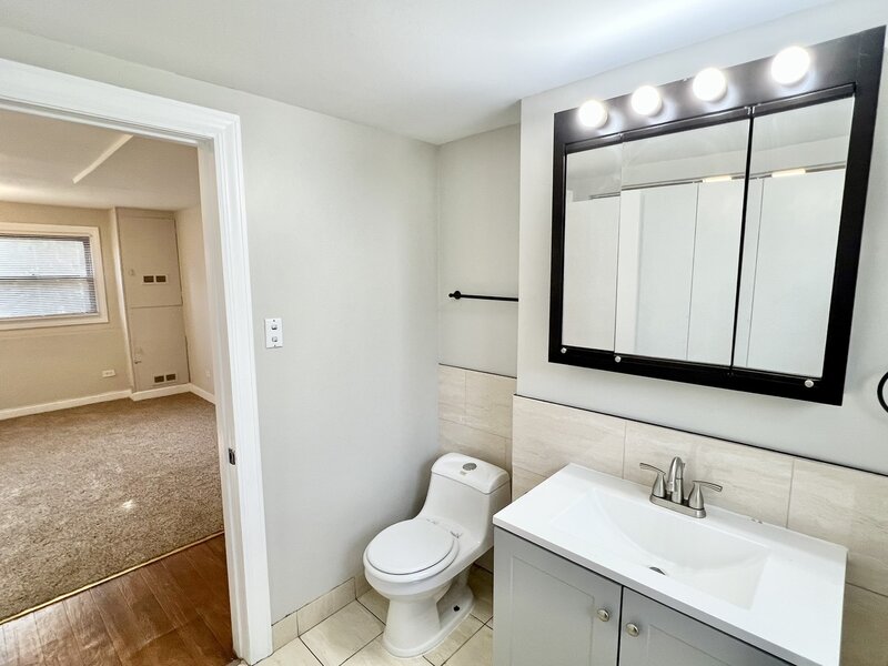 17007 Elm Drive Hazel Crest IL 60429