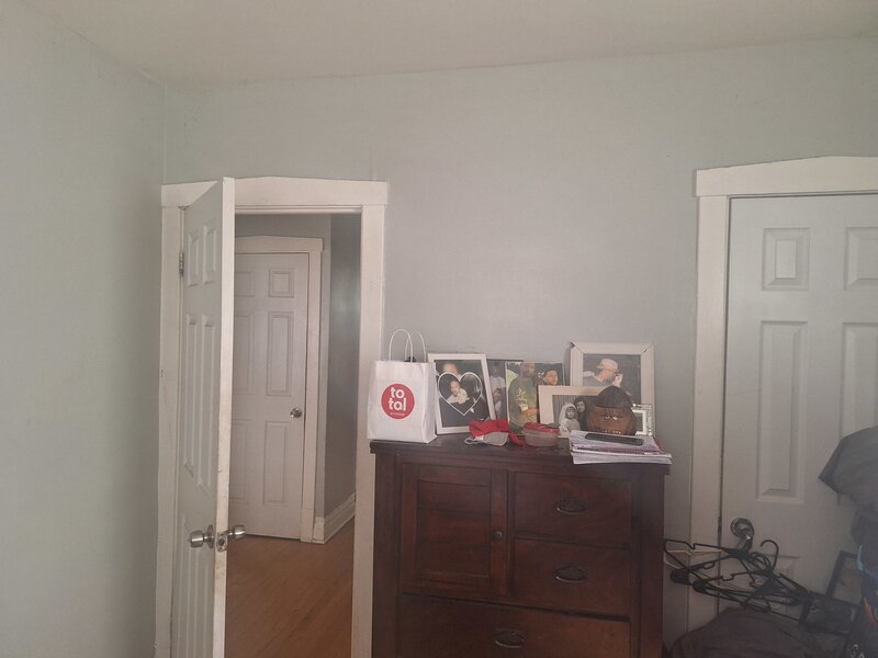 9351 S Manistee Avenue Chicago IL 60617