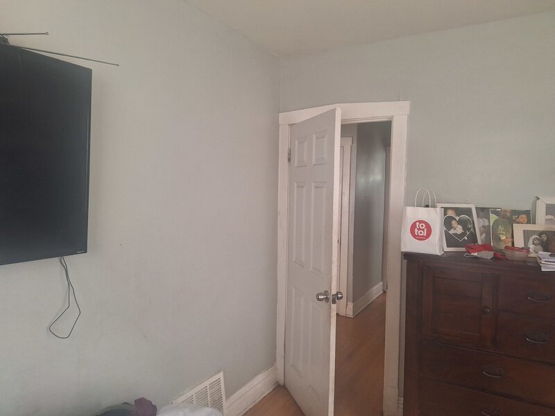 9351 S Manistee Avenue Chicago IL 60617