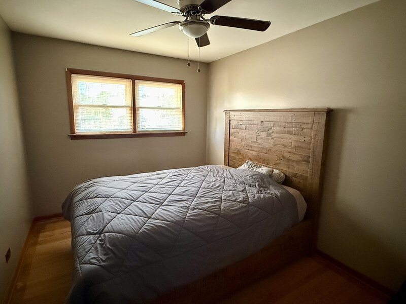 644 E 162nd Place South Holland IL 60473