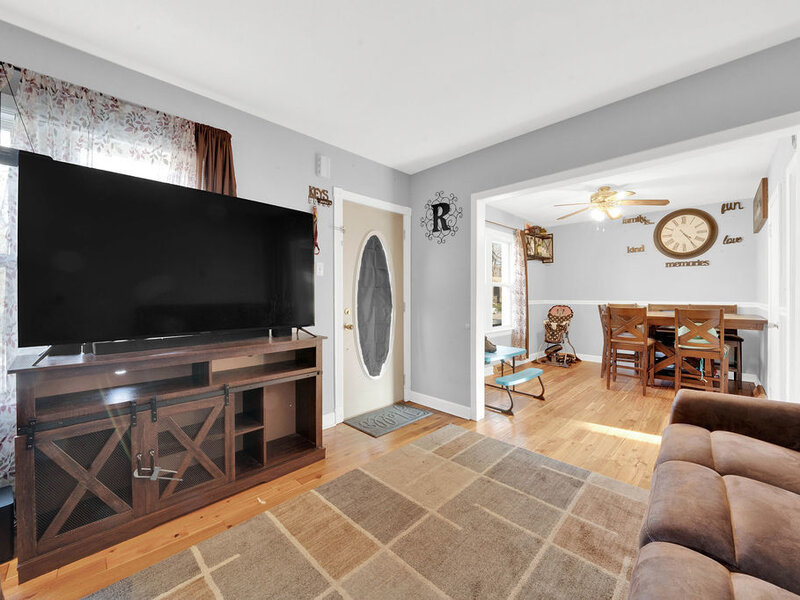 18006 Oakwood Avenue Lansing IL 60438