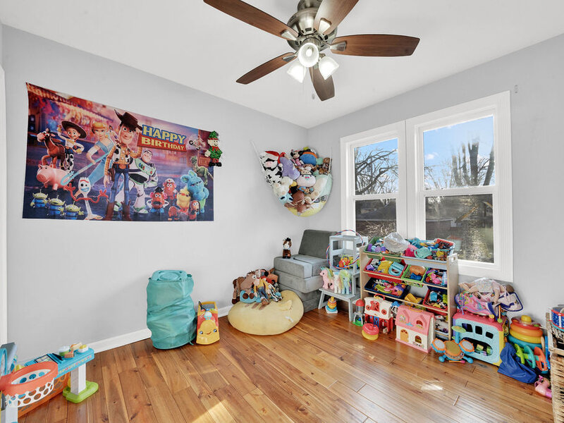 18006 Oakwood Avenue Lansing IL 60438
