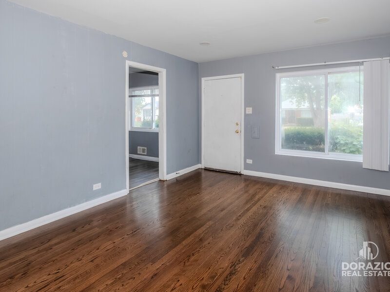 15422 Lincoln Avenue Harvey IL 60426