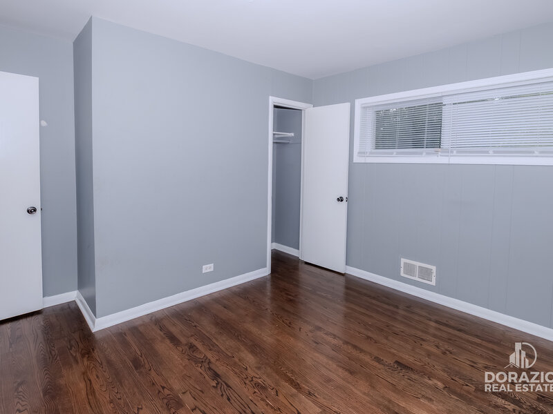15422 Lincoln Avenue Harvey IL 60426
