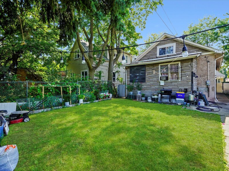2016 E 93rd Street Chicago IL 60617
