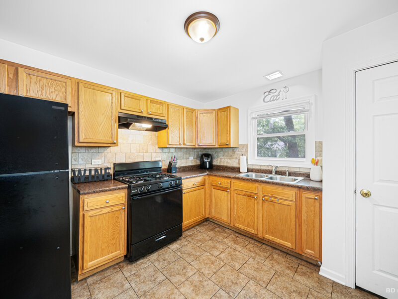 17651 Hillcrest Drive Country Club Hills IL 60478