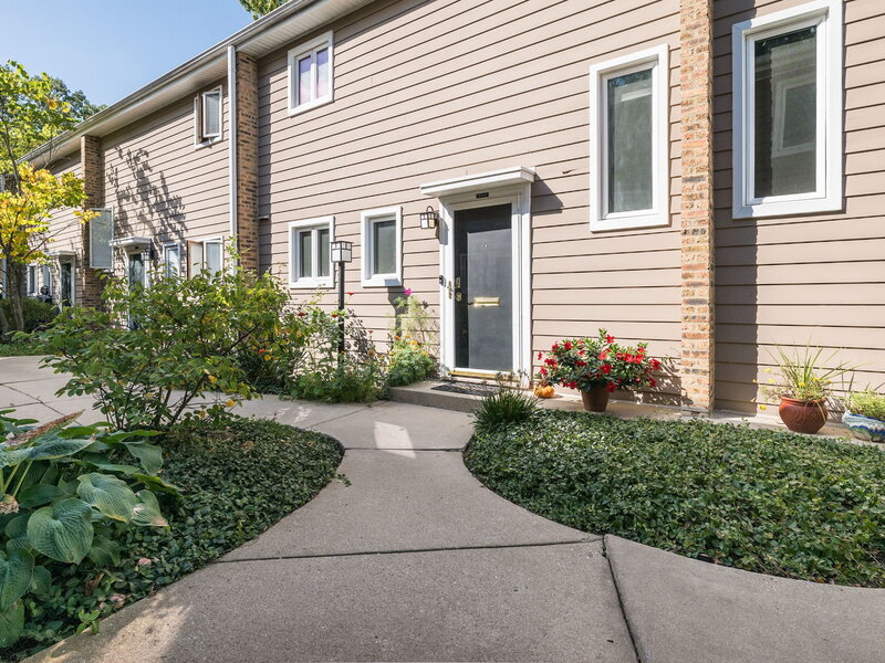 315 Hawthorn Avenue Glencoe IL 60022